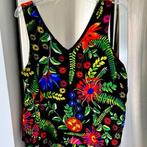 Violet&Claire floral on black rayon lined tank w/bottom ruffle detail, size L.
